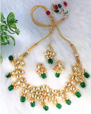 Green Beads Kundan Necklace